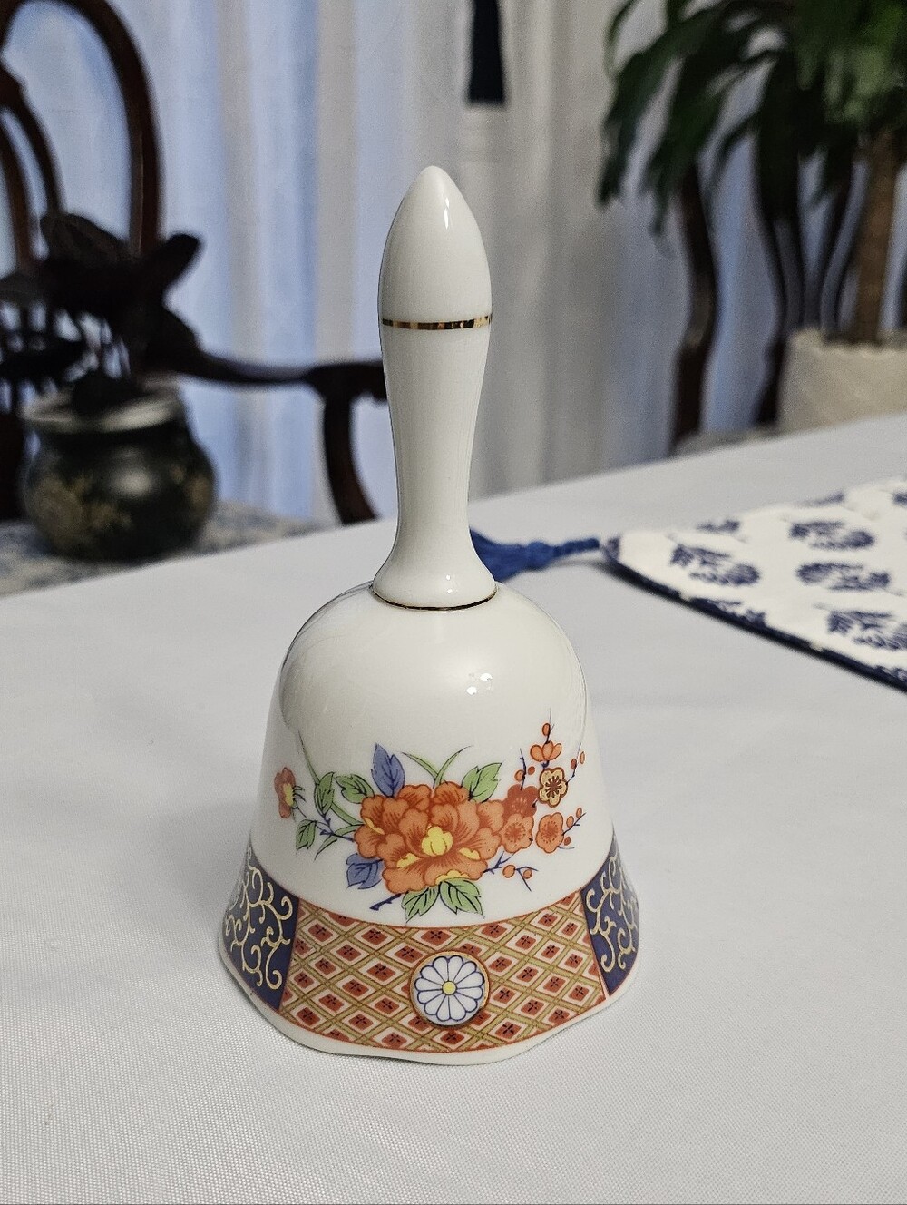 Vintage Imari Style Japanese Porcelain Dinner Bell - 5.5" Floral & Gold Trim